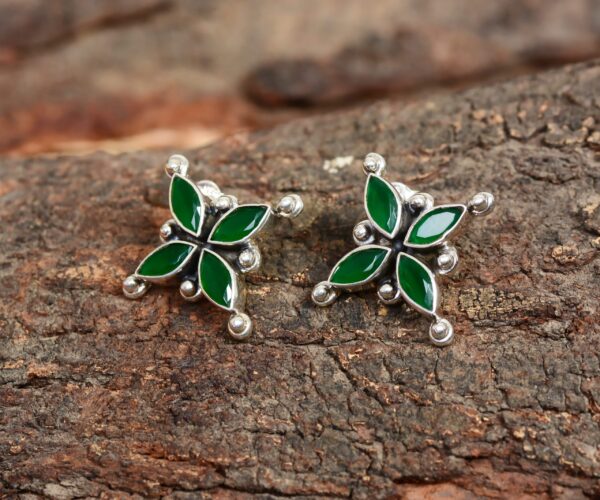 925 Sterling Silver Green Onyx Star Shape Stud Earrings - Image 3
